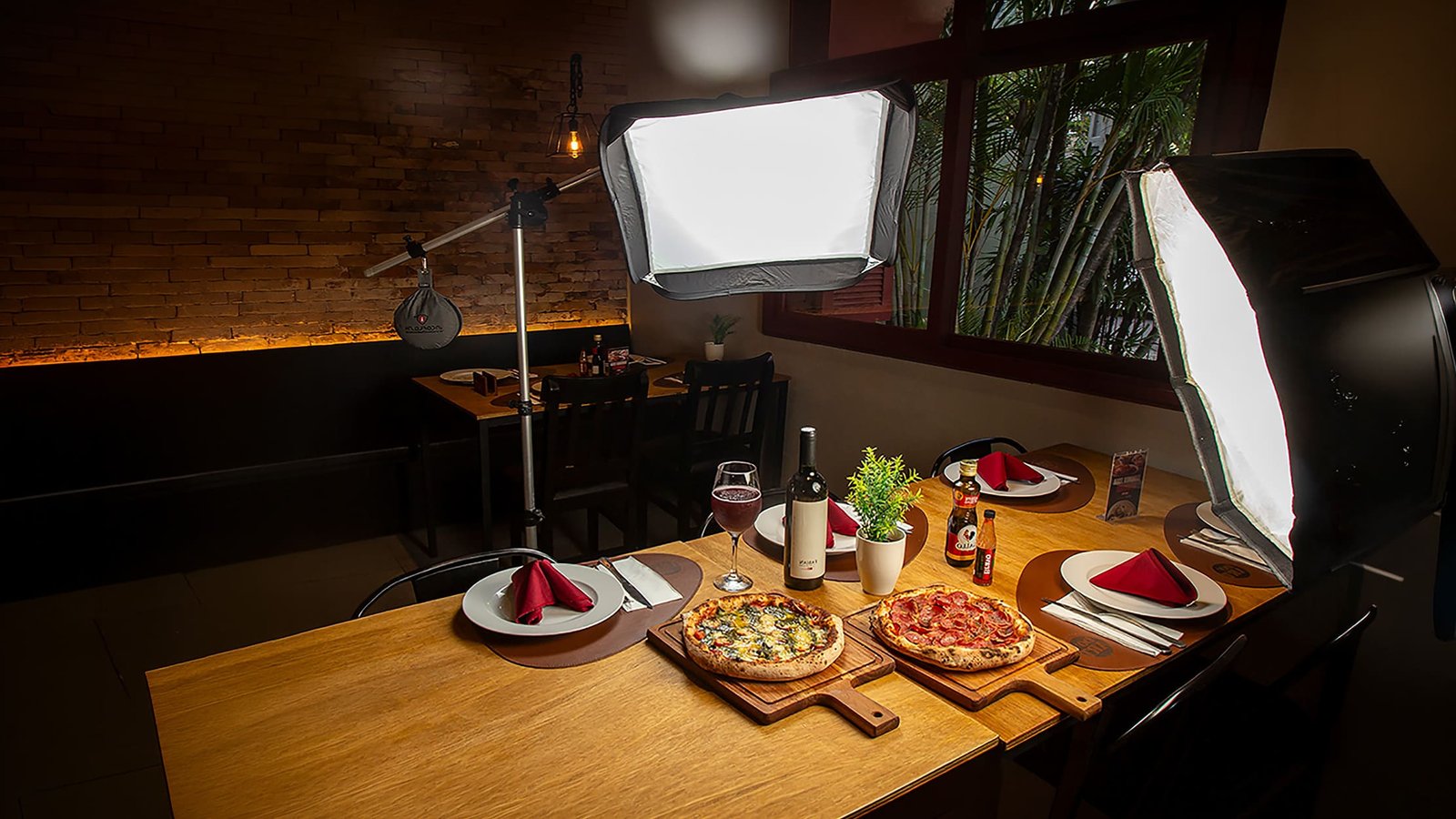 Estrutura de iluminação usada em produção fotográfica gastronômica